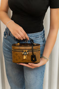 Lv Vanity chain pouch